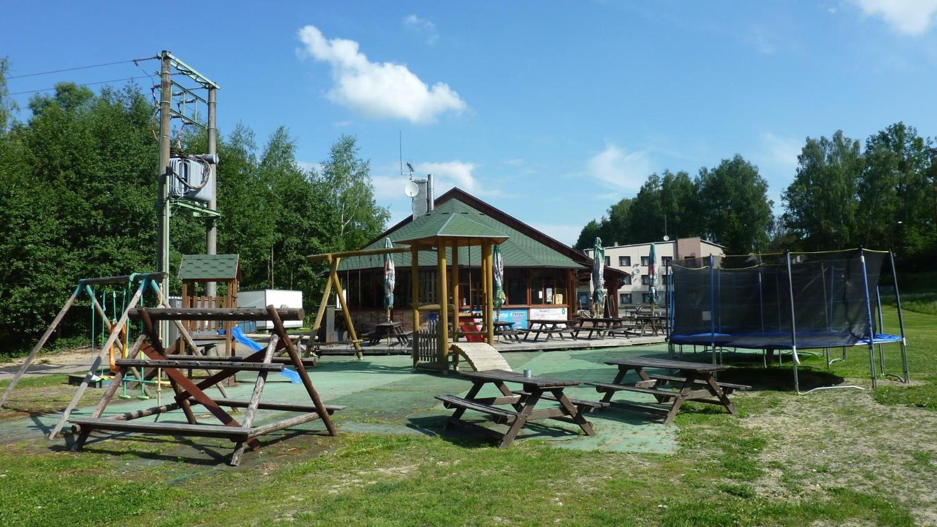 Penzion Horalka Hlinsko Kültér fotó